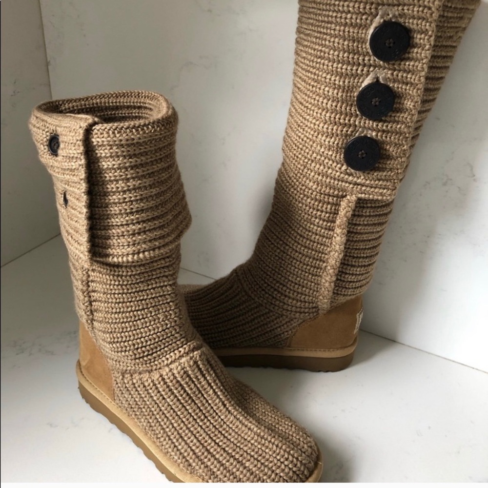 Ugg boots Excellent like new condition!